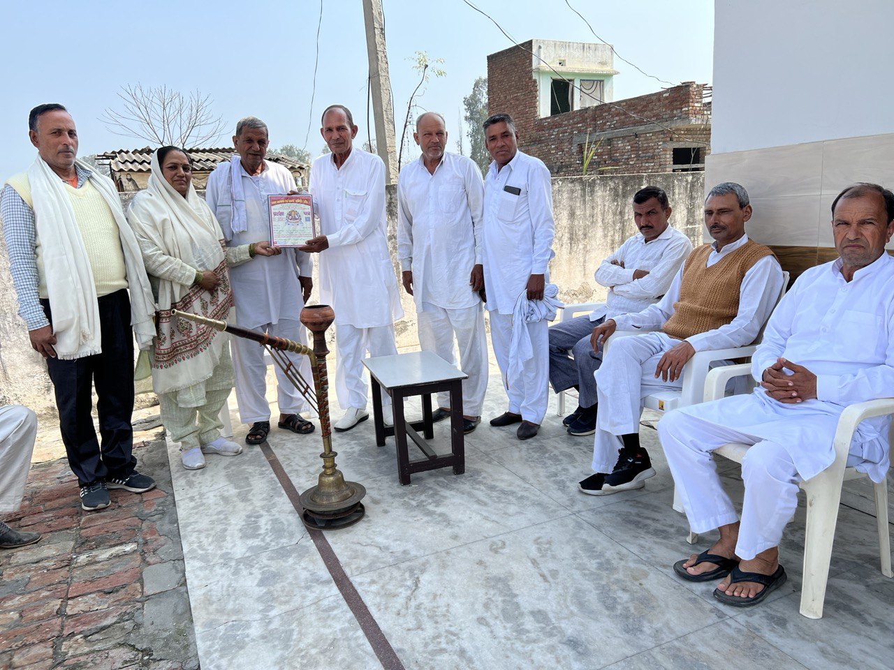 श्री हरि सिंह लोहान गांव रतौली जिला जींद ने भी अपनी नेक कमाई में से आश्रम निर्माण कार्य में सहयोग किया